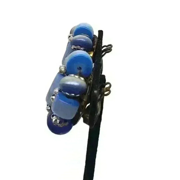 Vintage Earrings Blue Cats eye Moonglow Beaded Clip On Japan 1950s Cats Eye - Picture 6 of 9